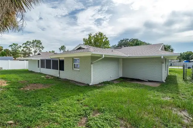 Listing Photo 32