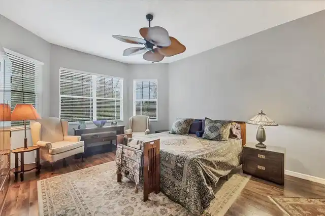 Listing Photo 19