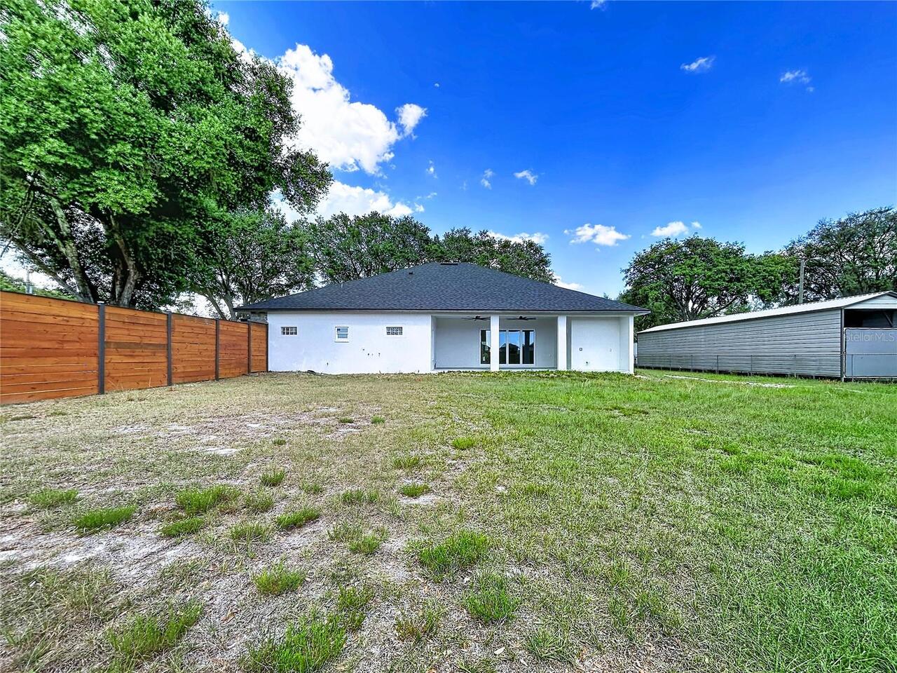 Listing Photo 8