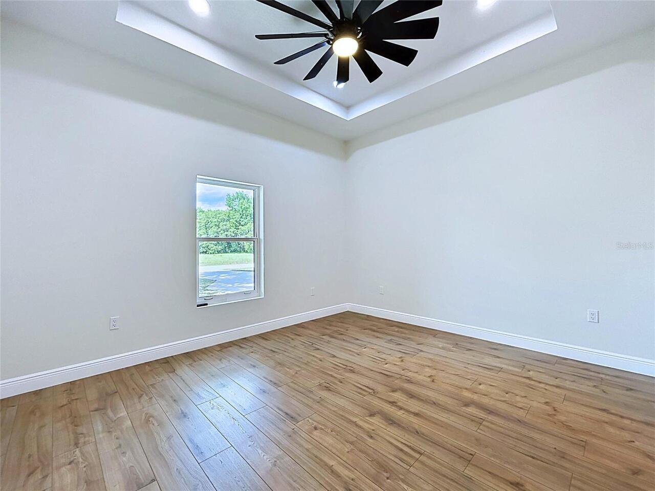 Listing Photo 13