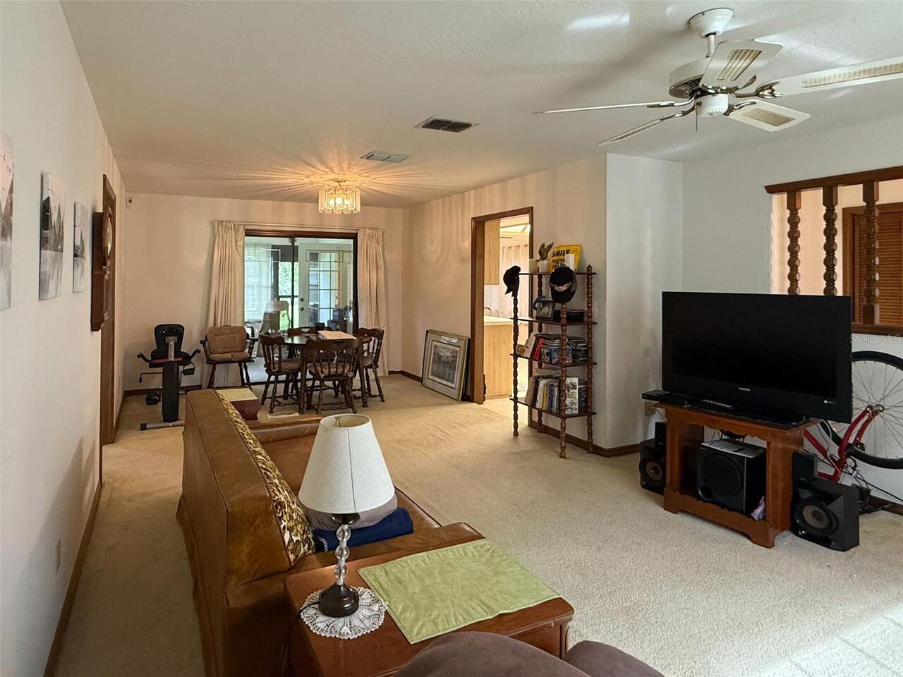 Listing Photo 10