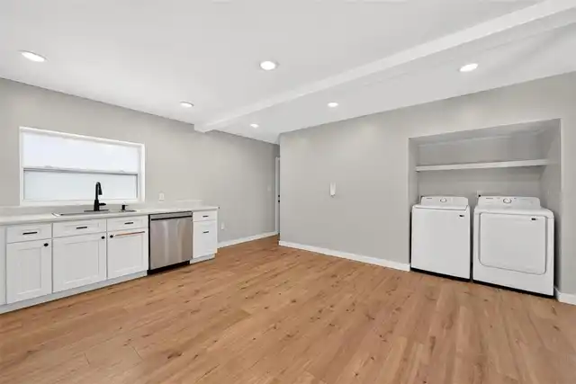 Listing Photo 16
