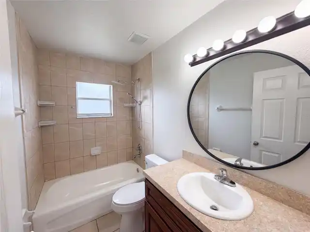 Listing Photo 16