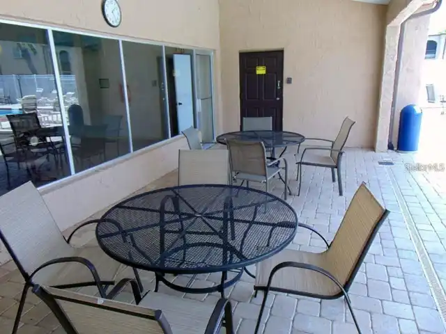 Listing Photo 18