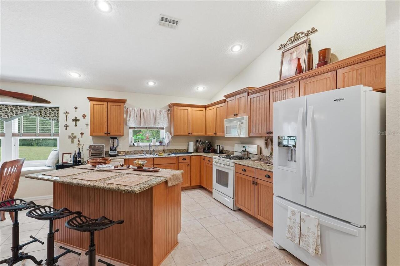 Listing Photo 15