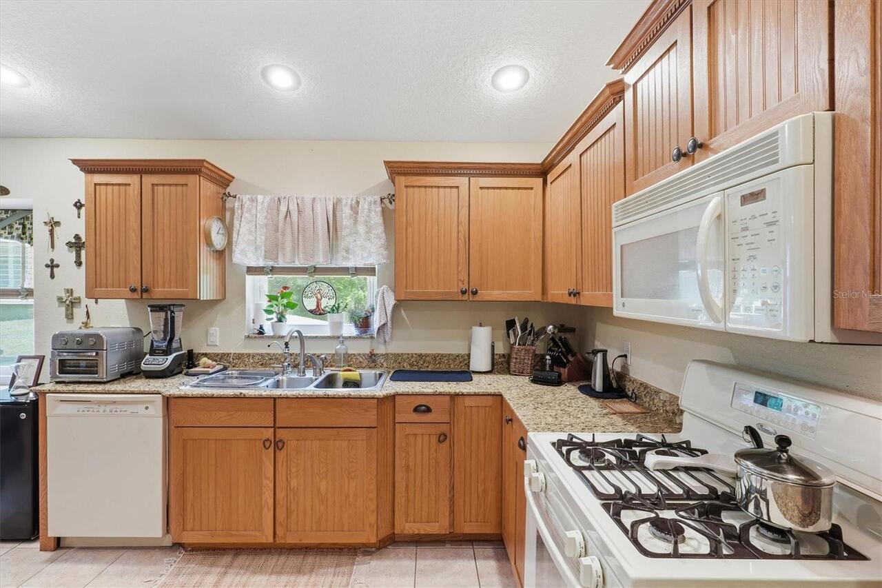 Listing Photo 18