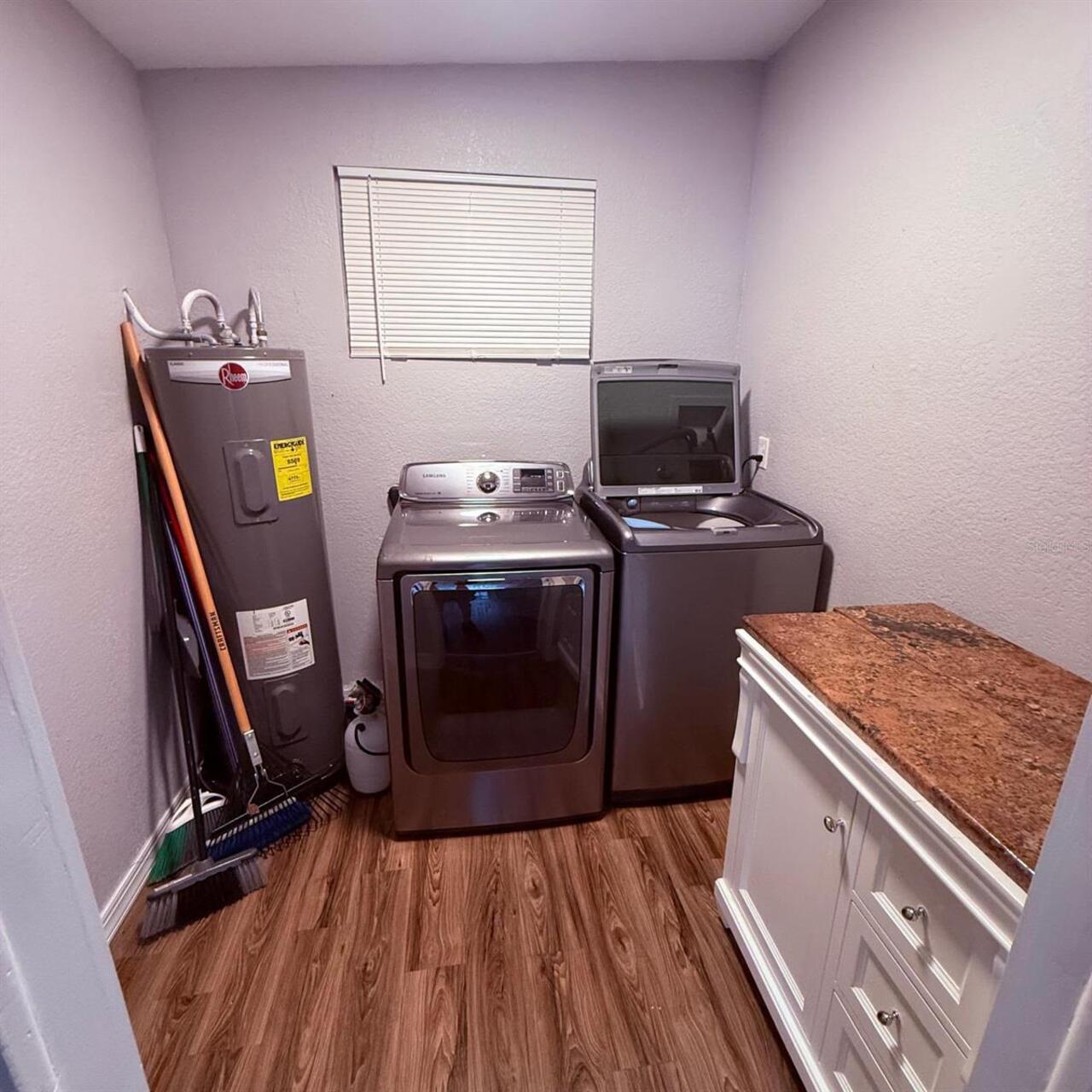 Listing Photo 6