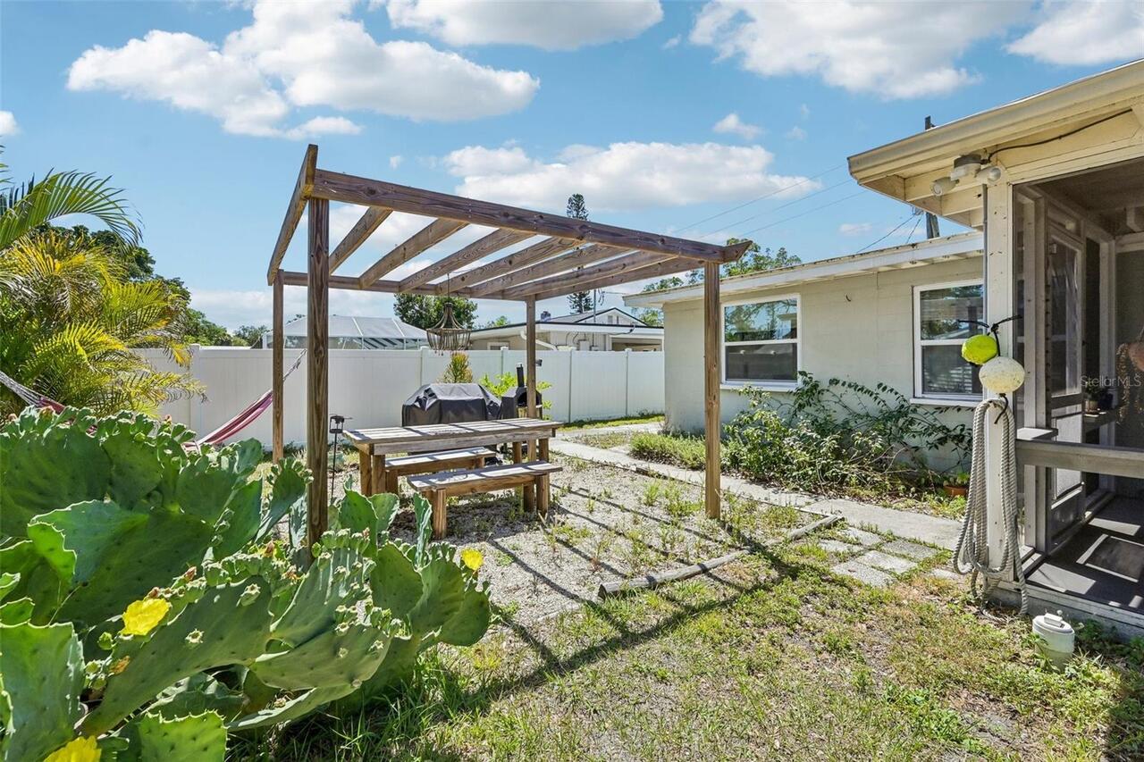 Listing Photo 23