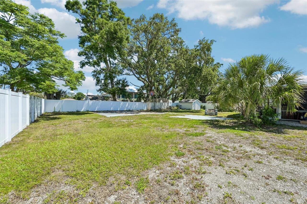 Listing Photo 25