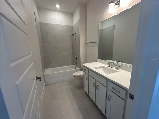 Listing Photo 7