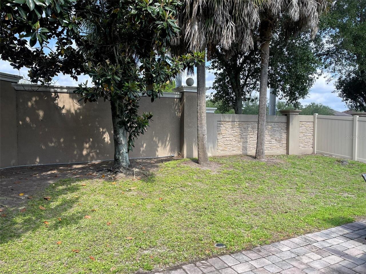 Listing Photo 16