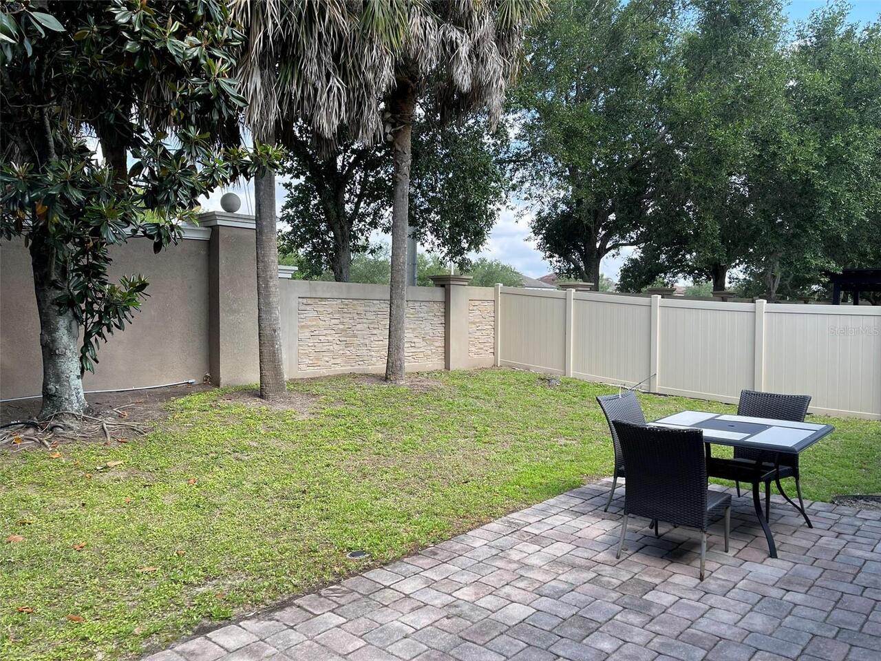 Listing Photo 17