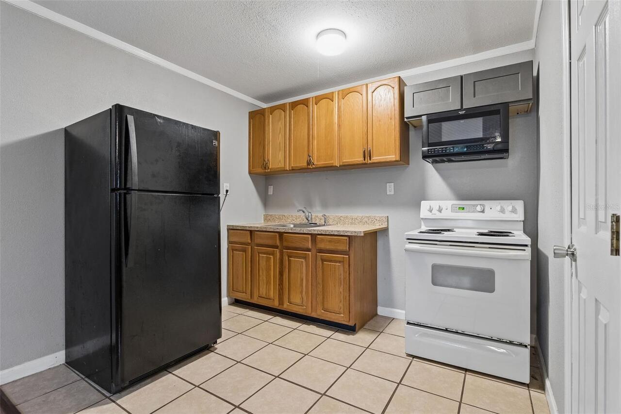 Listing Photo 10