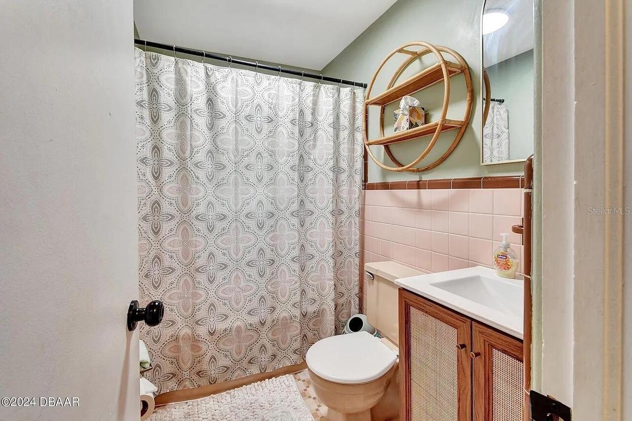 Listing Photo 9