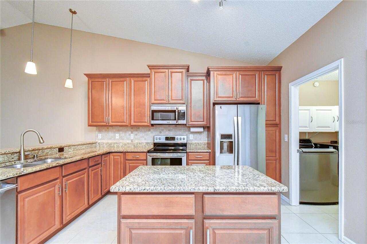Listing Photo 9