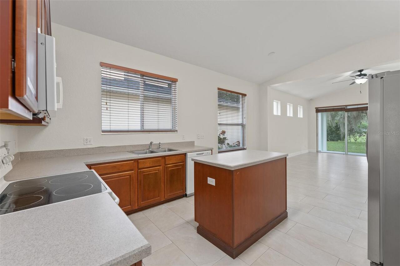 Listing Photo 7