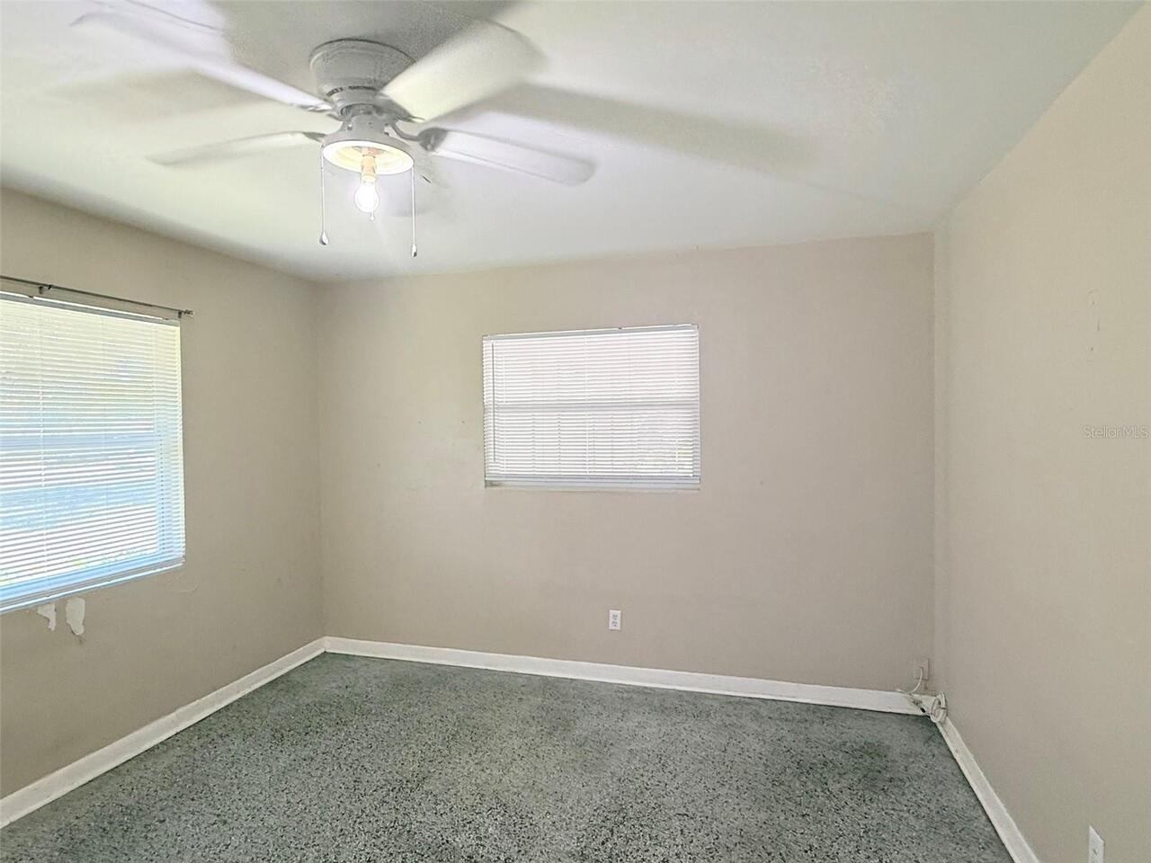 Listing Photo 10