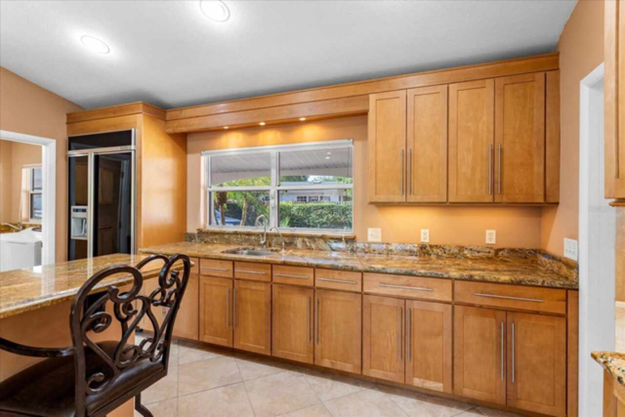 Listing Photo 16