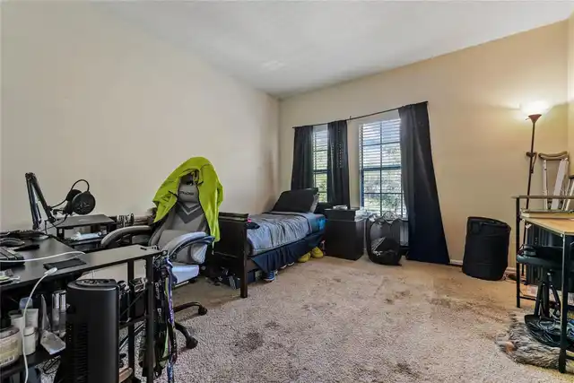 Listing Photo 15