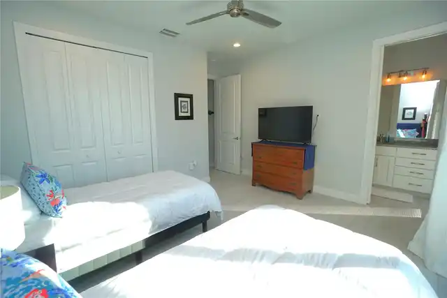 Listing Photo 35