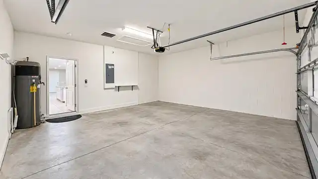 Listing Photo 7