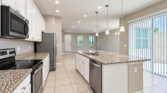 Listing Photo 9