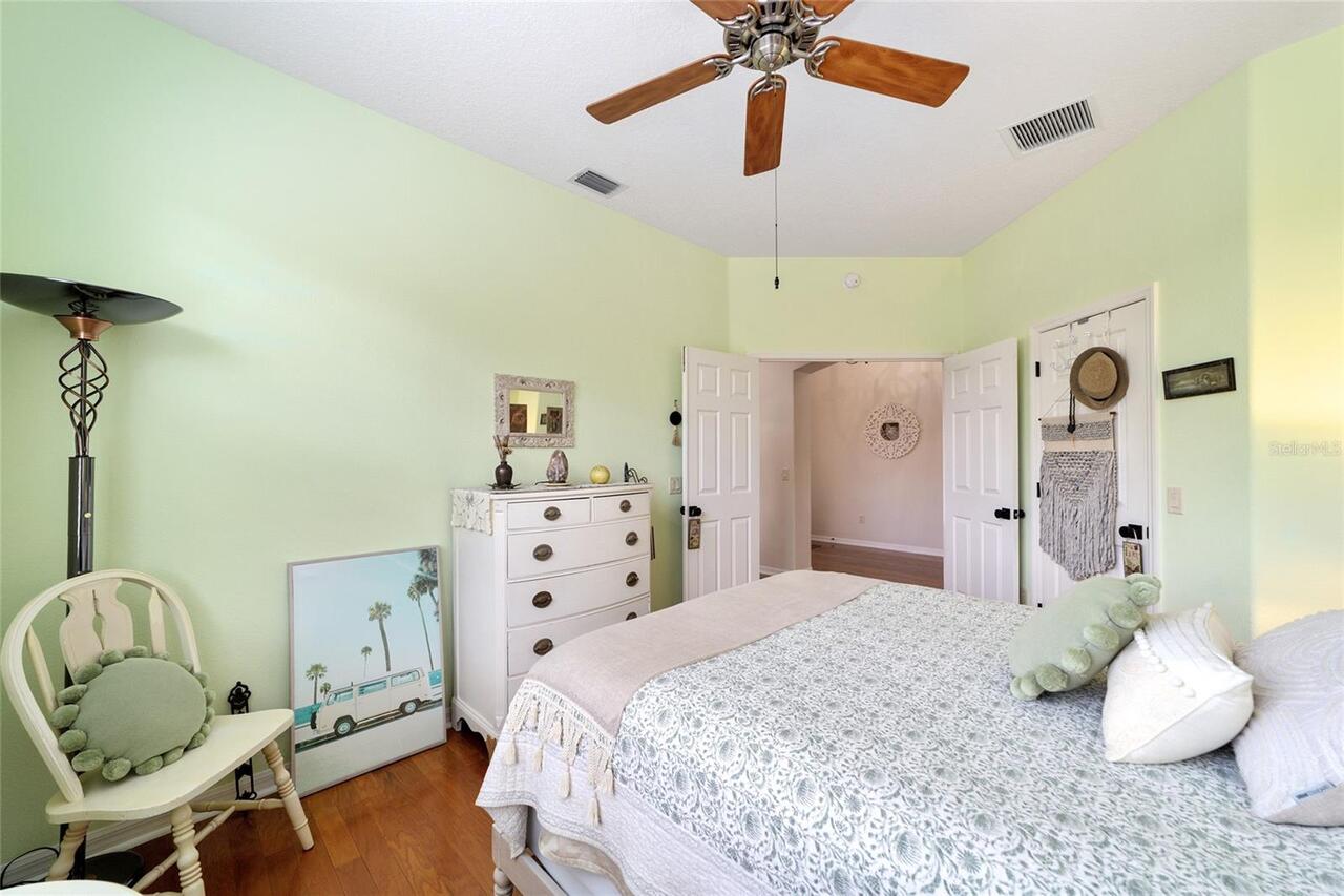 Listing Photo 33