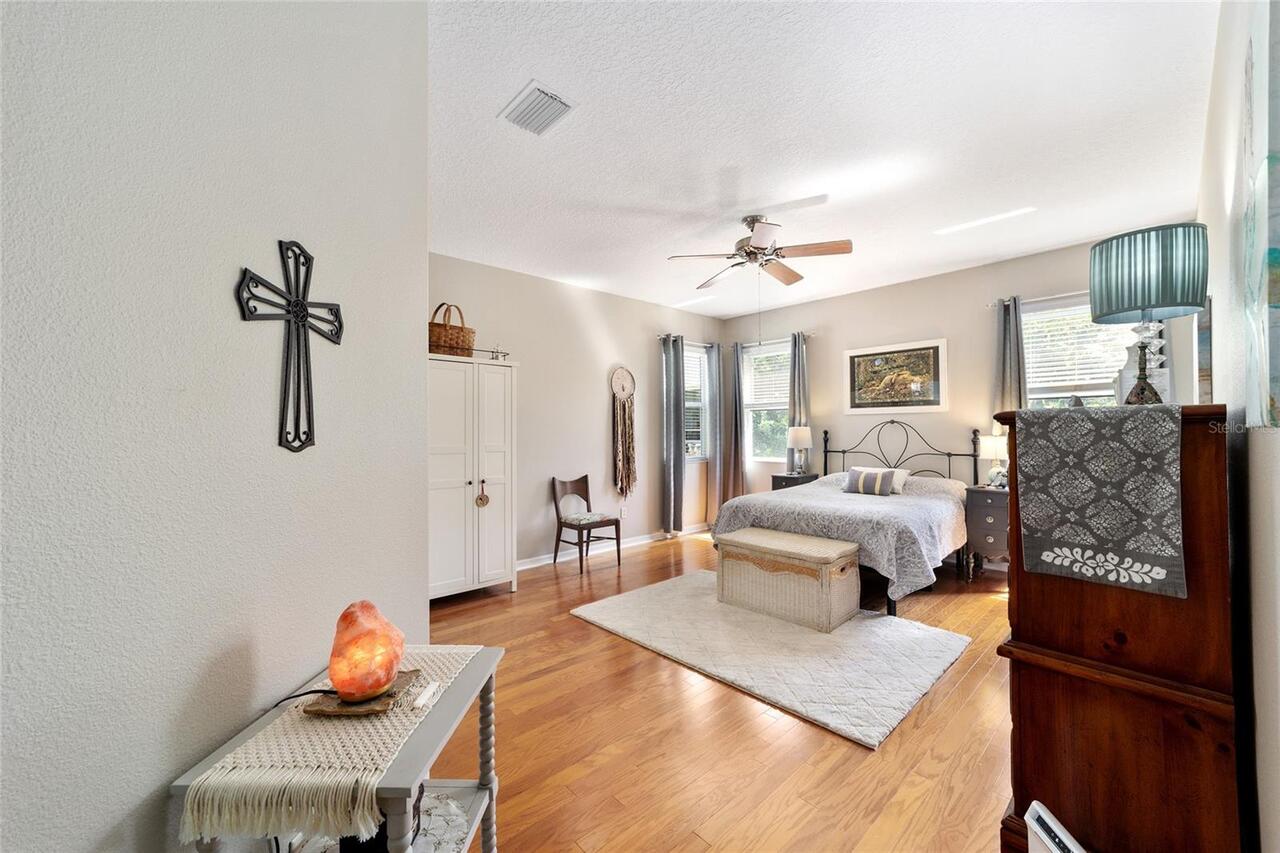 Listing Photo 37