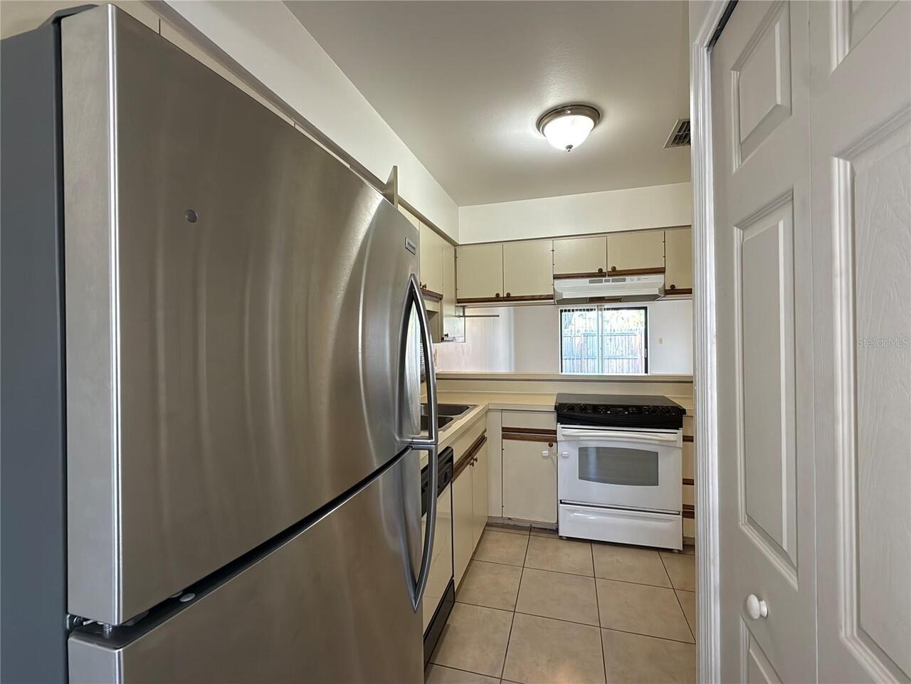 Listing Photo 7