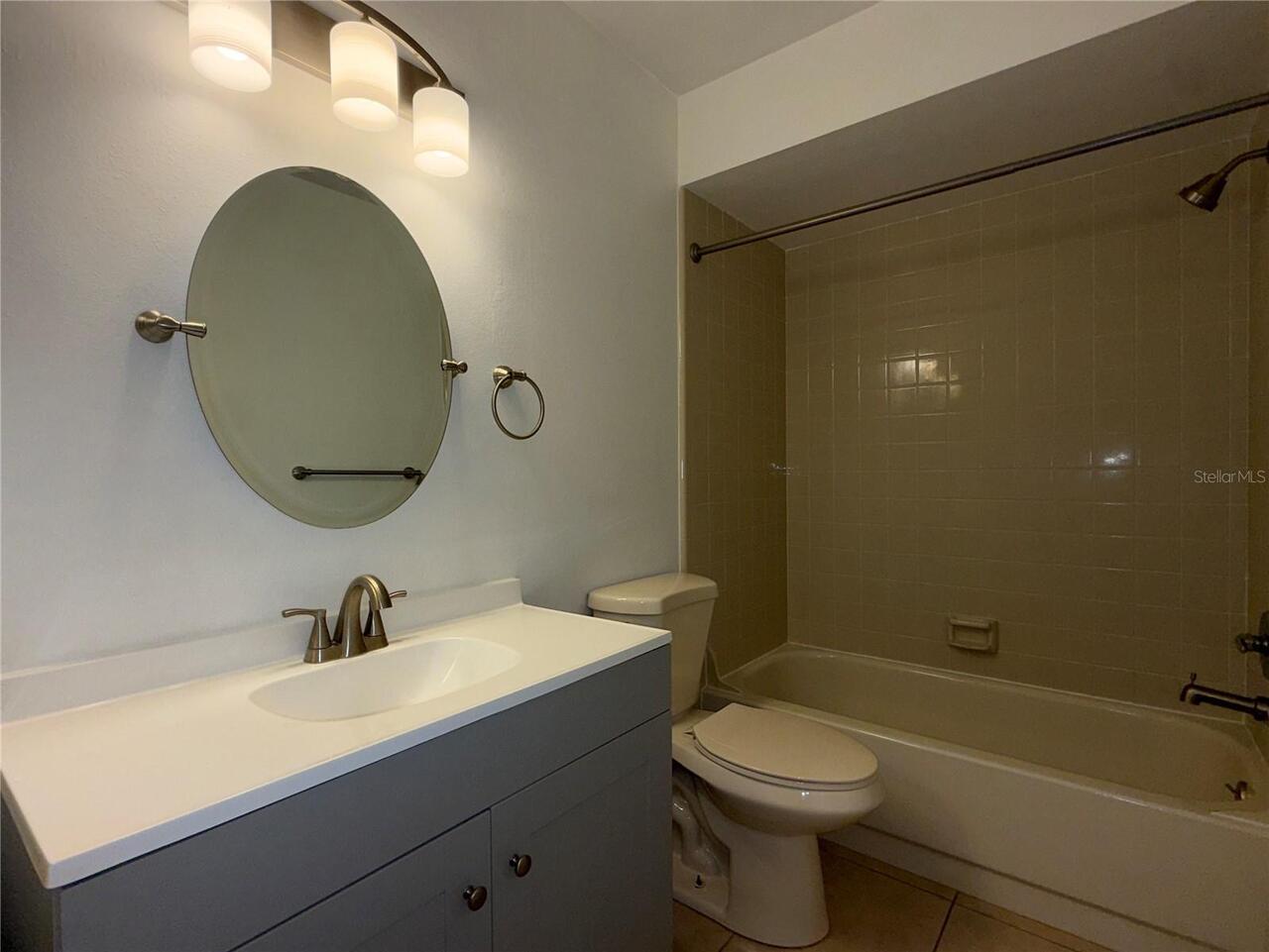 Listing Photo 11