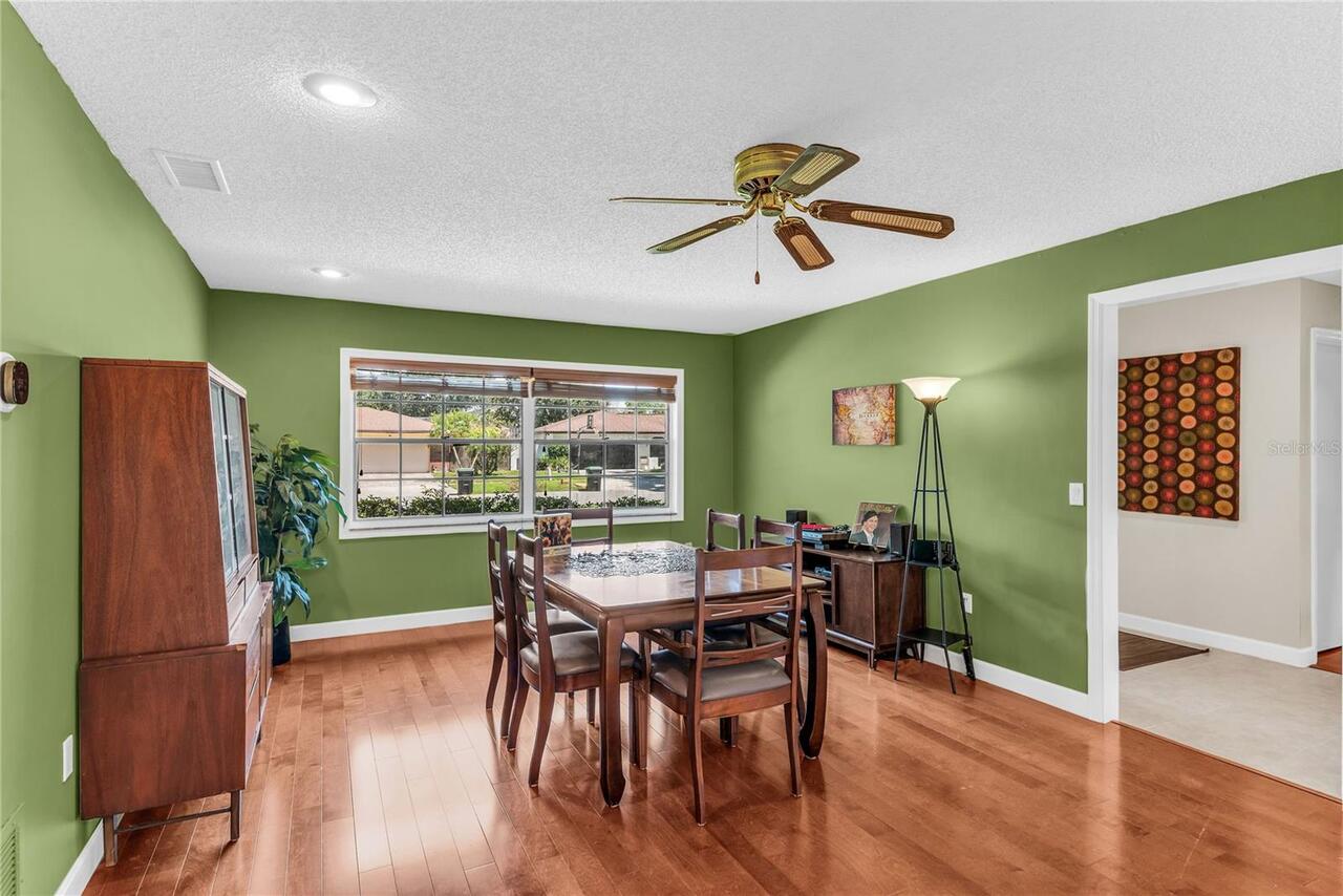 Listing Photo 17