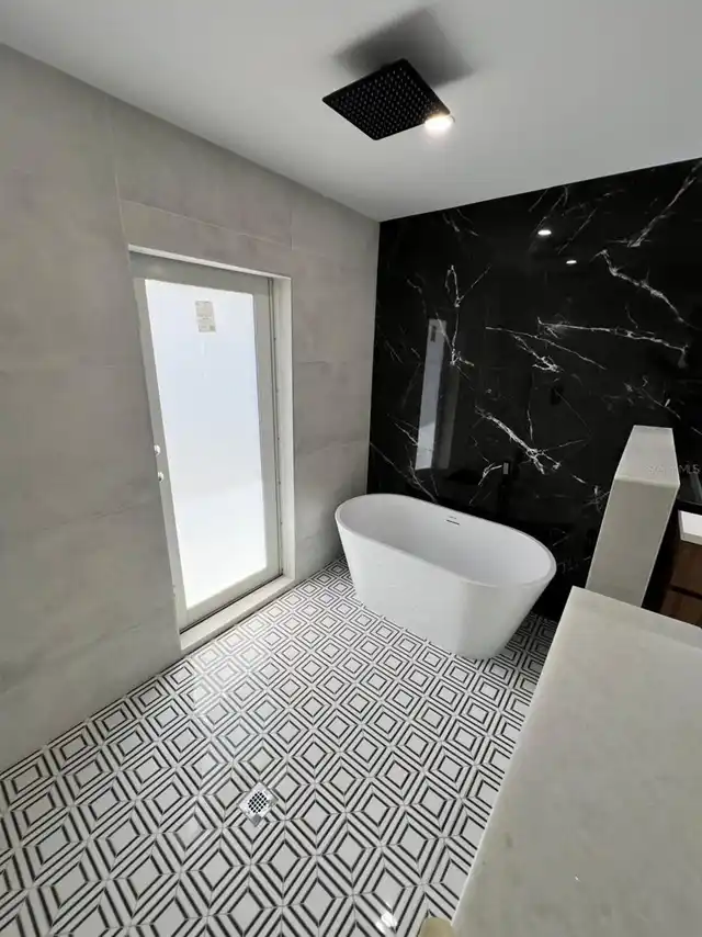 Listing Photo 32