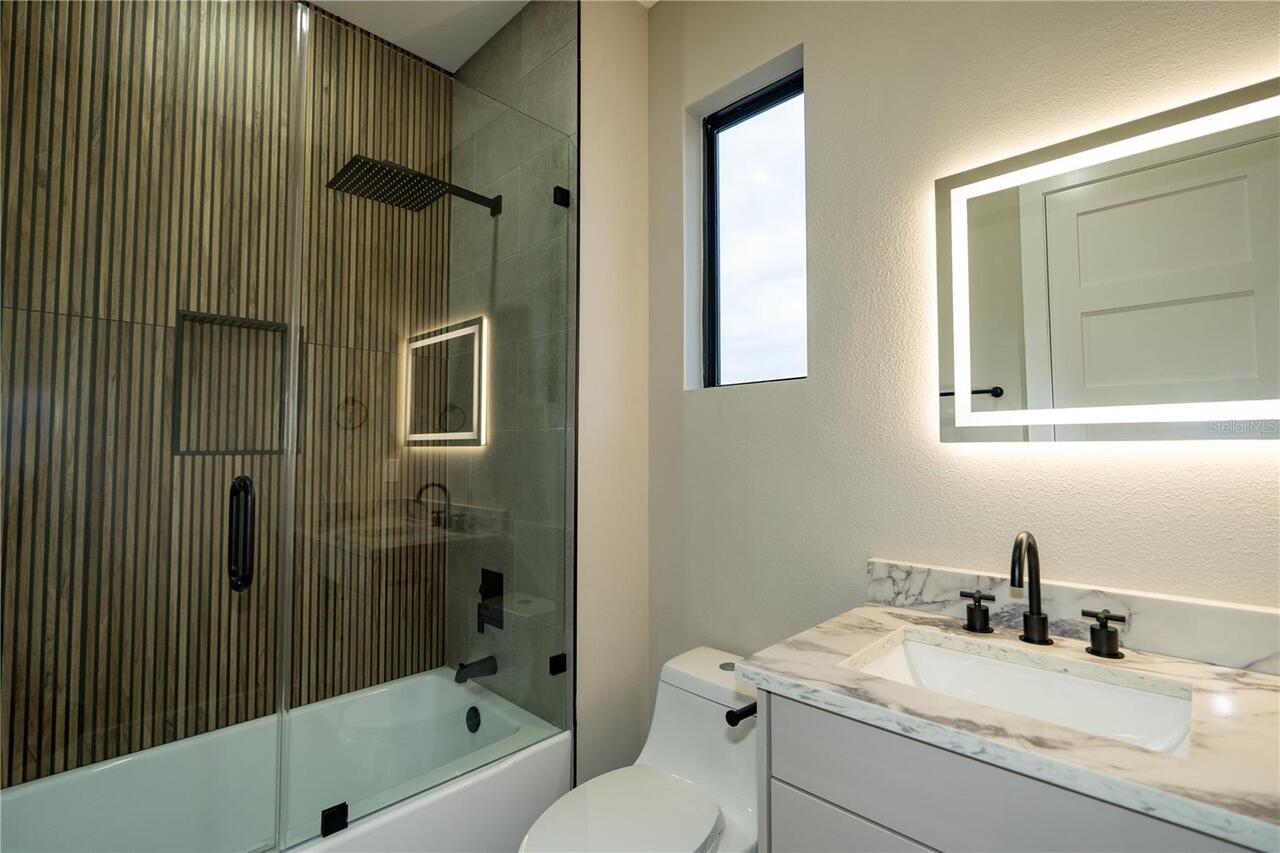 Listing Photo 33