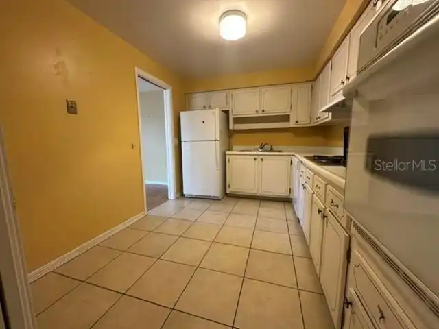 Listing Photo 6