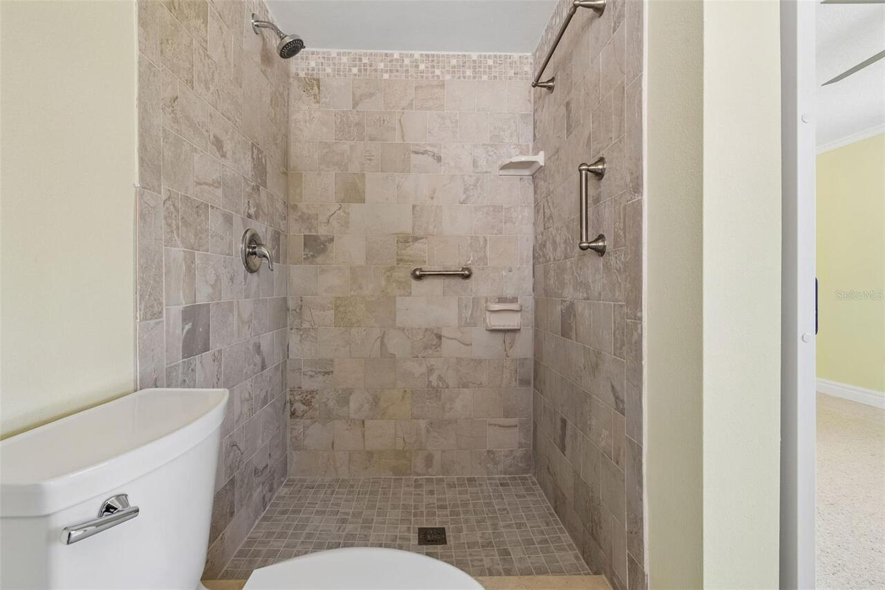 Listing Photo 20