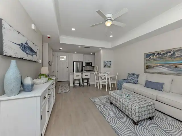 Listing Photo 12
