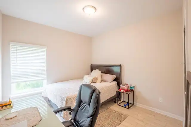 Listing Photo 19