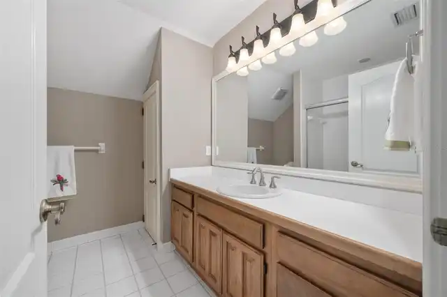 Listing Photo 32