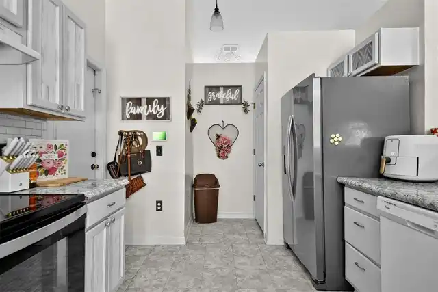 Listing Photo 38