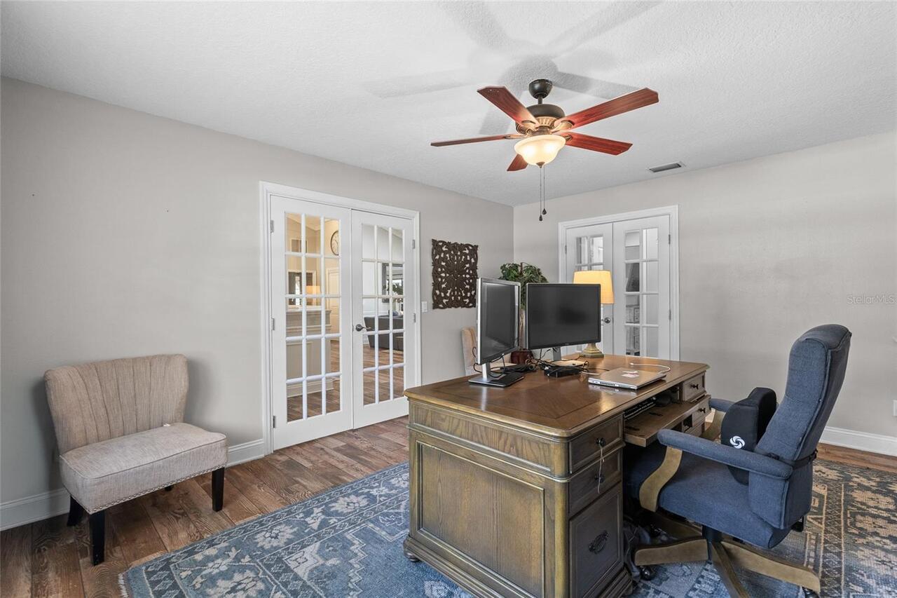 Listing Photo 17