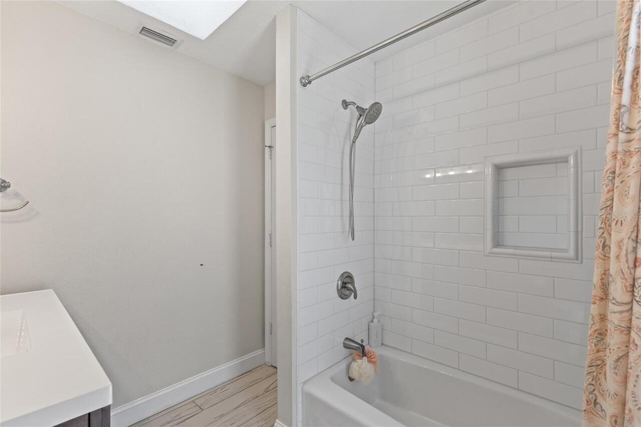 Listing Photo 23