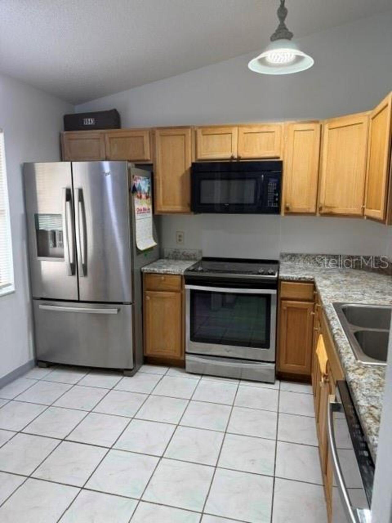Listing Photo 10
