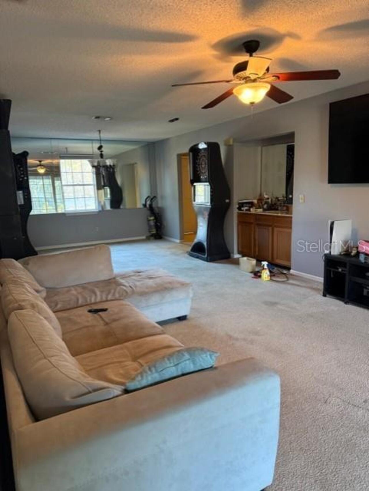 Listing Photo 8