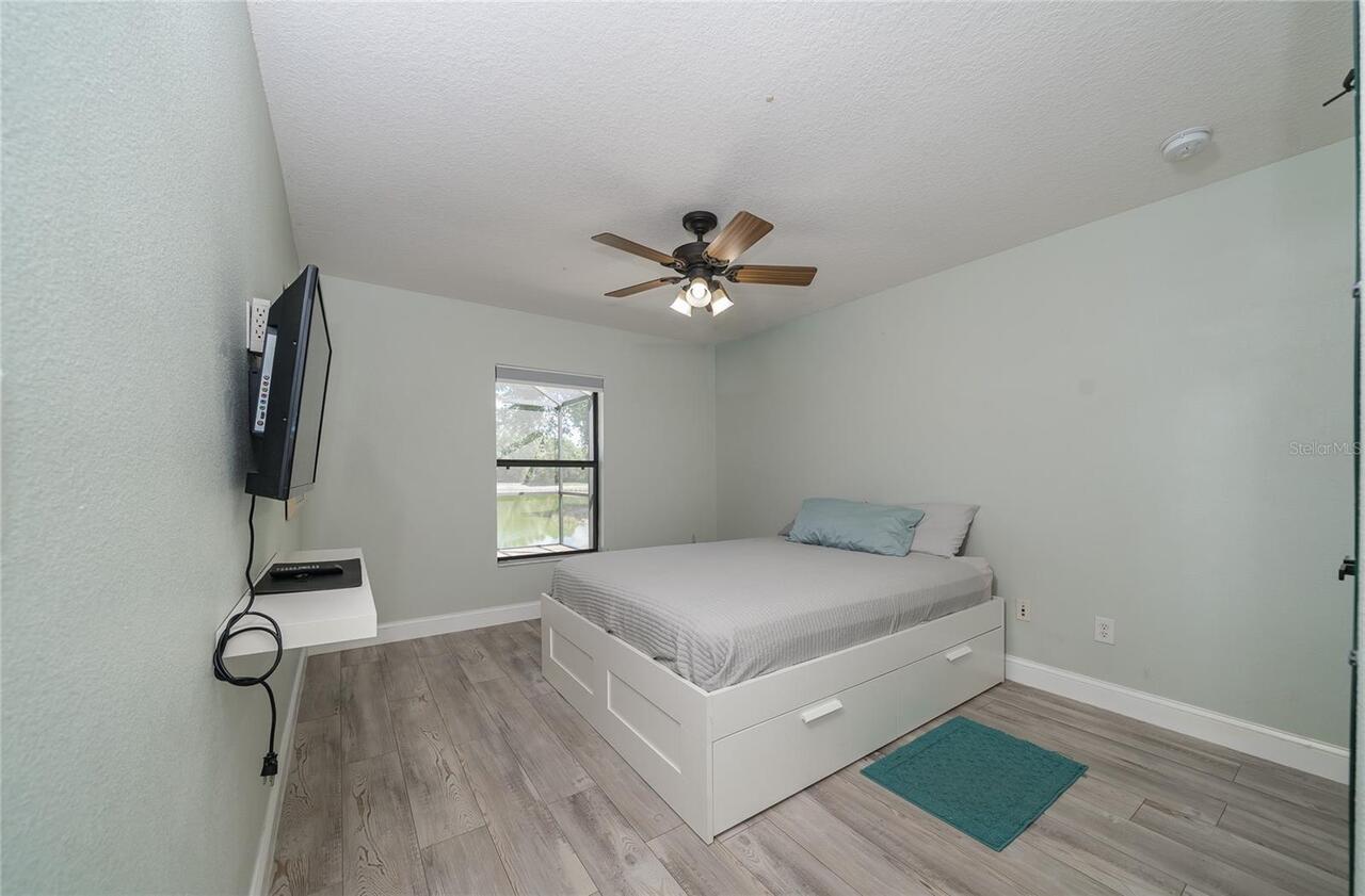 Listing Photo 23