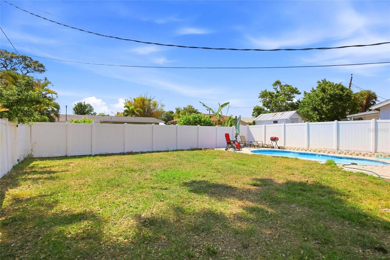 Listing Photo 32