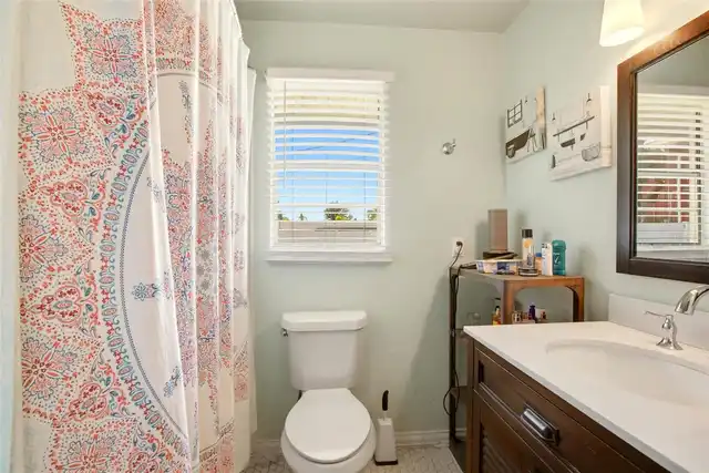 Listing Photo 15