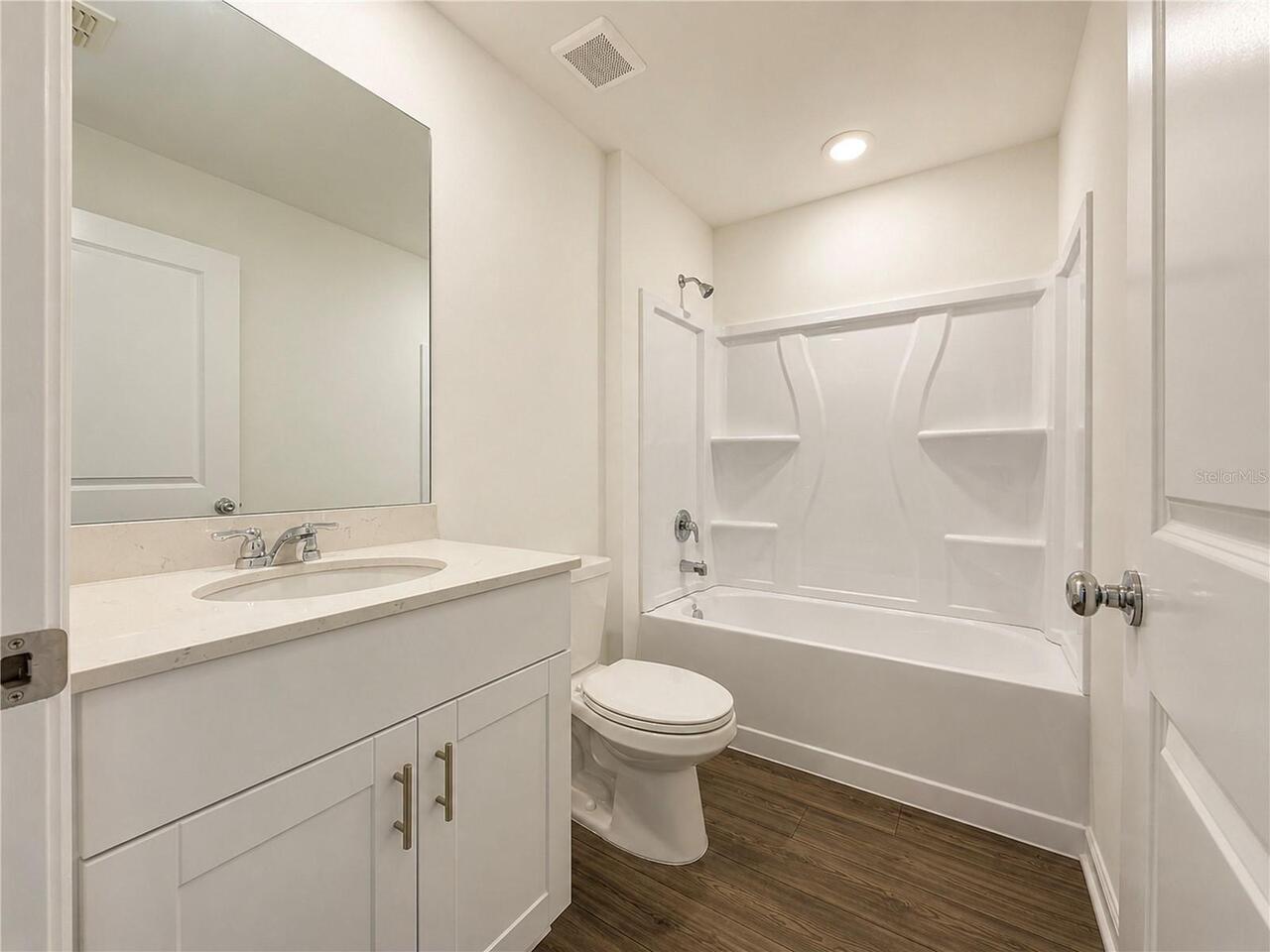 Listing Photo 7
