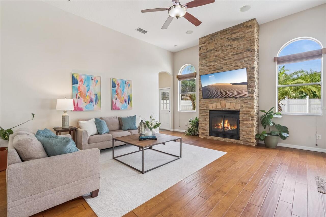 Listing Photo 17