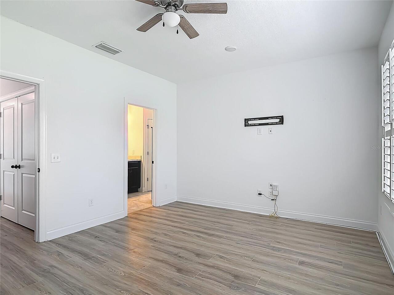 Listing Photo 42