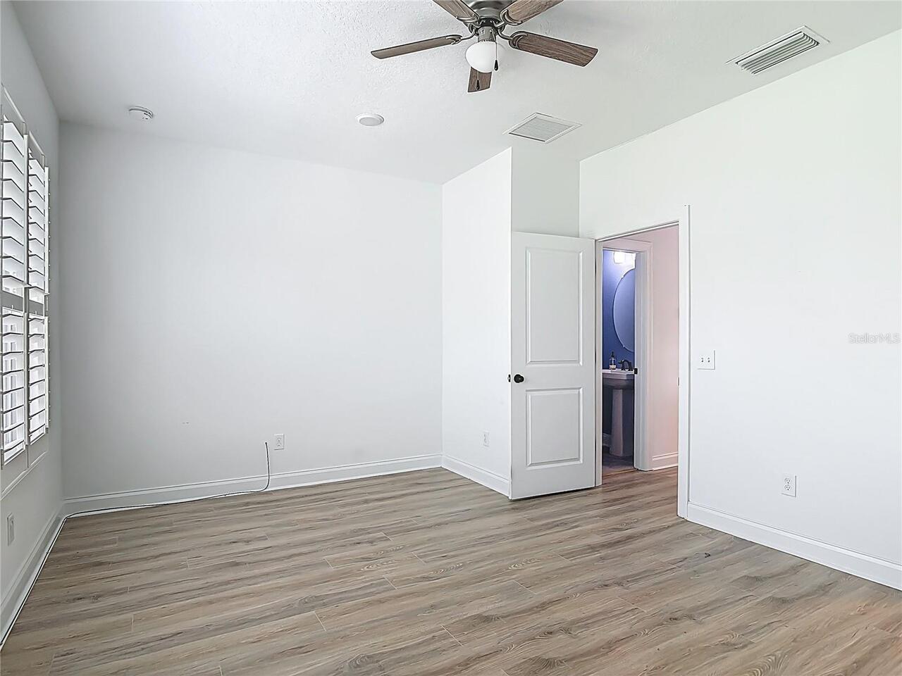 Listing Photo 43